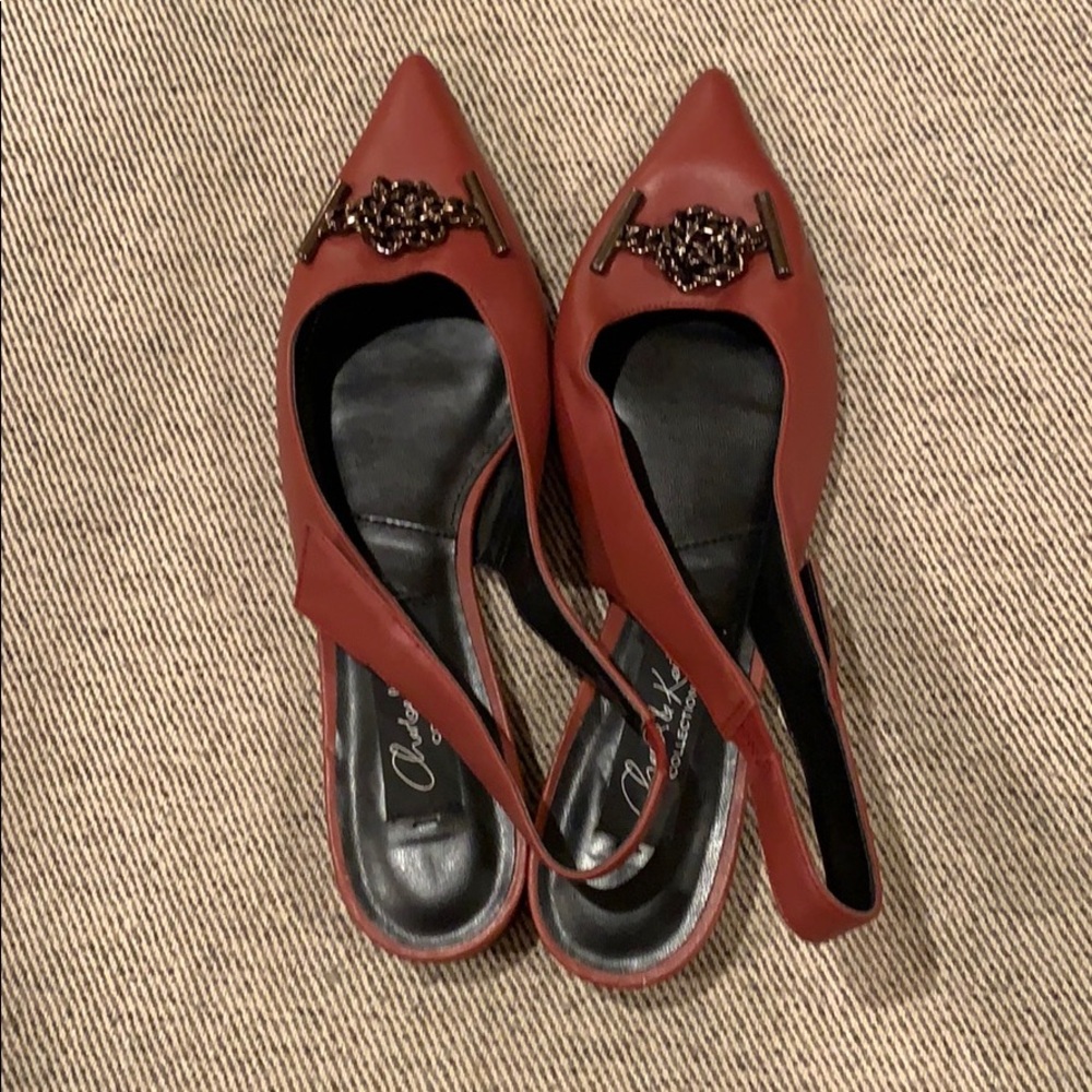Charles &Keith collection red flats sz 8 NWT